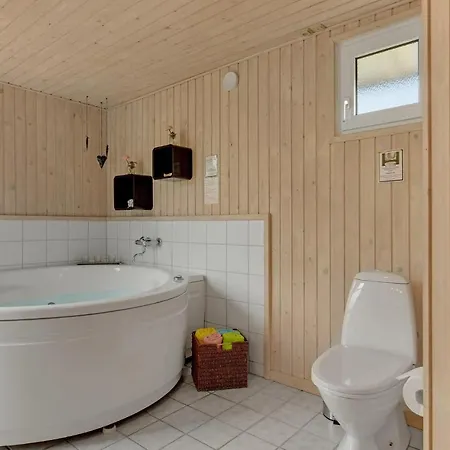 Vakantiehuis Huis In Sydals Waar Huisdieren Welkom Zijn, Met *